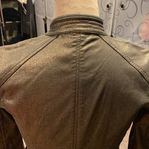 (Sold)White House black market blazer - Picture 5 of 8